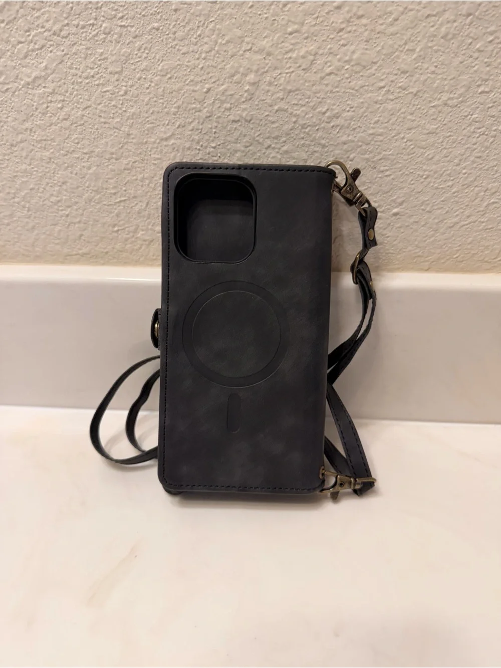 iPhone 14 Pro Max wallet case